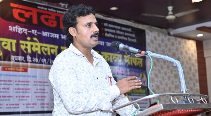 बुध्दीजिवी युवकांनी राजकारणात याव – प्रा. डाखरे.