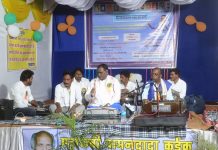 गणेशपुर येथे श्री. संत गाडगेबाबा पुण्यतिथी निमित्त महामानवांना अभिवादन.