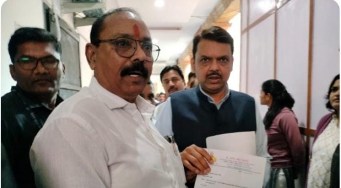 ओबीसी परिषदेच्या महत्वपूर्ण ठरावाची प्रत सरकार कडे सुपूर्त.