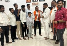 शिंदे गट शिवसेना उप तालुका प्रमुख शिरीष अवताडे यांचा (उबाठा) गटात प्रवेश.