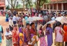 चंद्रपूर लोकसभा क्षेत्रात पाच वाजेपर्यंत 55.11 % मतदान, कमी मतदान कोणाच्या पथ्यावर पडणार.