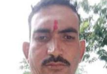 नवरगाव येथे गळफास घेऊन इसमाची आत्महत्या.