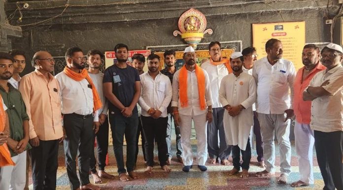 आदित्य ठाकरे यांच्या वाढदिवशी श्री रंगनाथ स्वामी मंदिरात अभिषेक व पूजन.