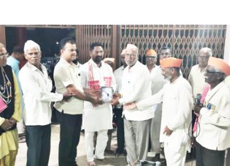 पंढरपूर येथील ग्रामगीता मंदिराला संजय देरकर यांची सदिच्छा भेट…