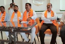 अजय धोबे सह इतर दोन अपक्षांचा देरकर यांना पाठिंबा.