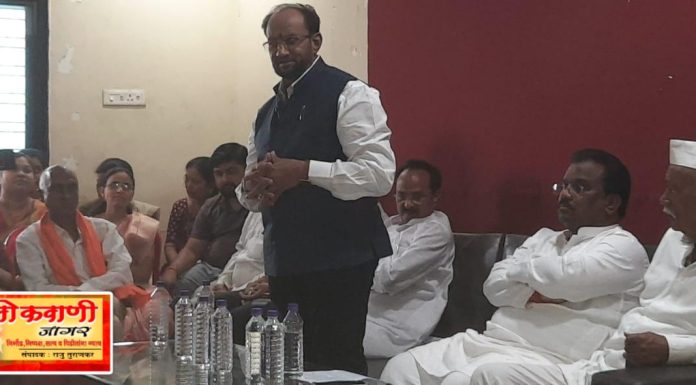 विश्वास नांदेकर यांची शिवसेनेतून हकालपट्टी.