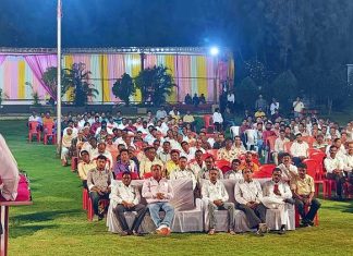 महाराष्ट्रातील उद्योग गुजरातला पळवणा-याला धडा शिकवा – आ. सुधाकर अडबाले