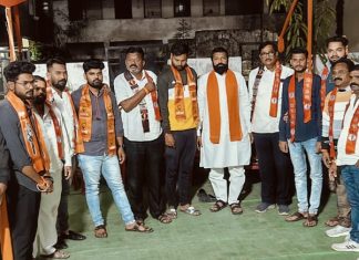 वणीच्या जैन लेआऊट मधील युवकांचा शिवसेना ( ऊ बा ठा) गटात प्रवेश….