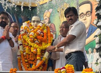 महापरिनिर्वाण दिनी डॉ.बाबासाहेब आंबेडकर यांना आमदार संजय देरकरांचे अभिवादन…