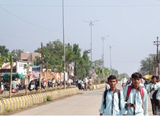 वाहतूक पोलिसांसाठी CCTV कॅमेरे ठरले शोभेची वस्तू…. धूम स्टाईल गाडी कॅमेऱ्यात कैद.