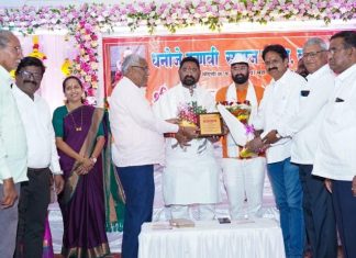 जगन्नाथ महाराज स्थापना दिवस सोहळ्यात आमदार संजय देरकर यांचा सत्कार.