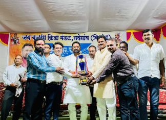 विरकुंड येथील “आमदार चषक” कबड्डी सामन्याचे थाटात उद्घाटन.