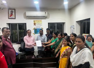 खाती चौक शौचालयाच्या जागेवर झालेले अतिक्रमण काढा नागरिकांचा आक्रोश….