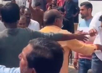 नांदेपेरा ग्रामसभेत लोकशाहीची खुलेआम विटंबना…