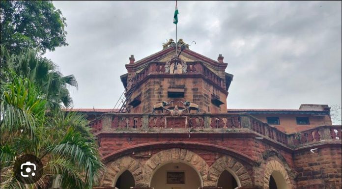 वणी नगरपरिषद लेखा विभाग ‘कमिशनराज’च्या भोवऱ्यात? कंत्राटी कामगाराला बिले तयार करण्याचे काम.